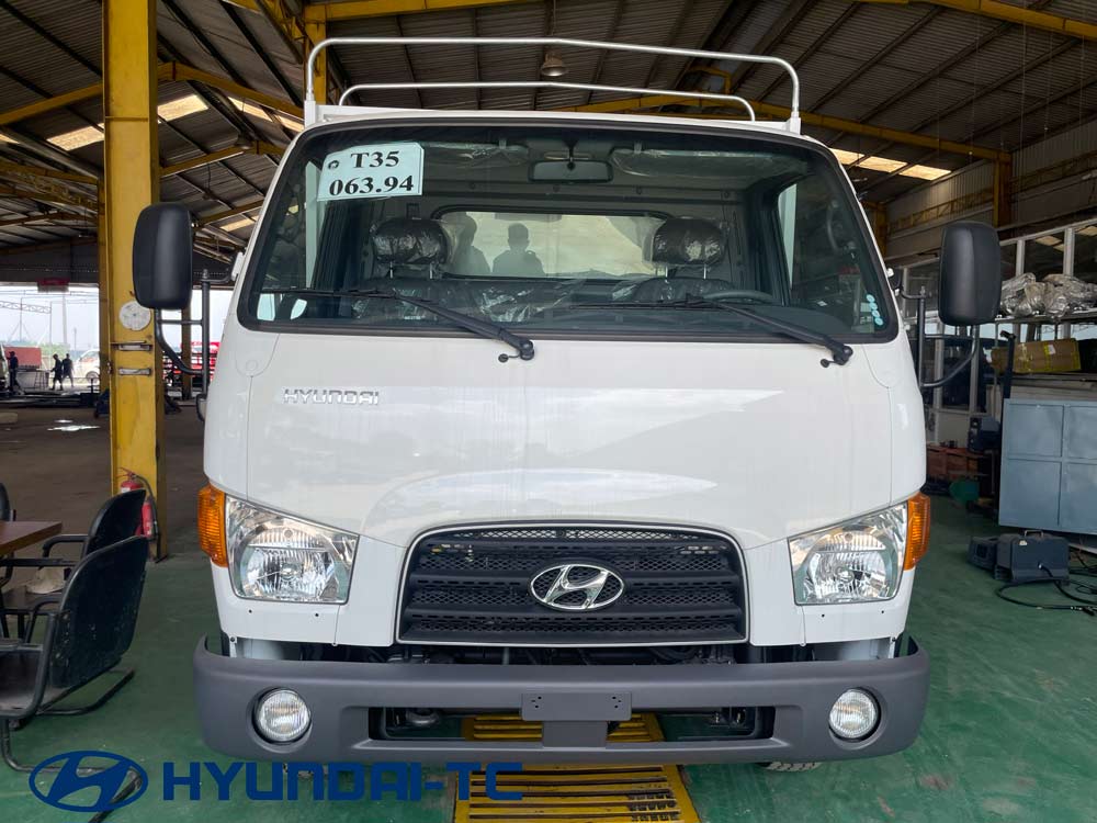 Xe tải Hyundai Mighty 110SP thùng mui bạt 7 tấn